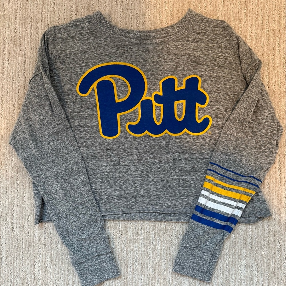 Pitt cropped tee-women’s medium with Blue and Yellow Logo